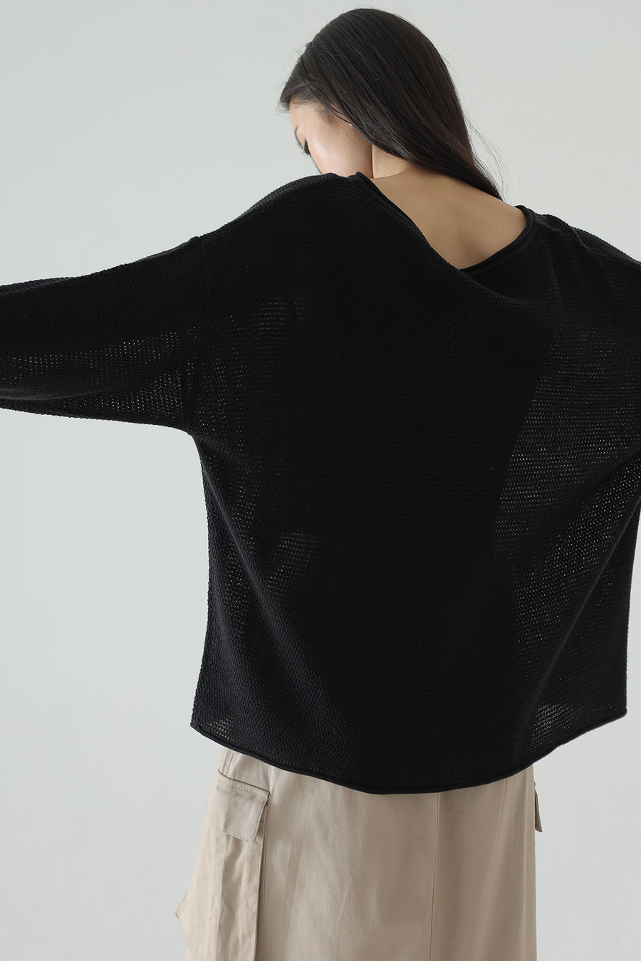Black Halle Sweater