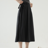 Black Maine Skirt