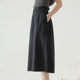 Black Maine Skirt