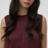 Maroon Lark