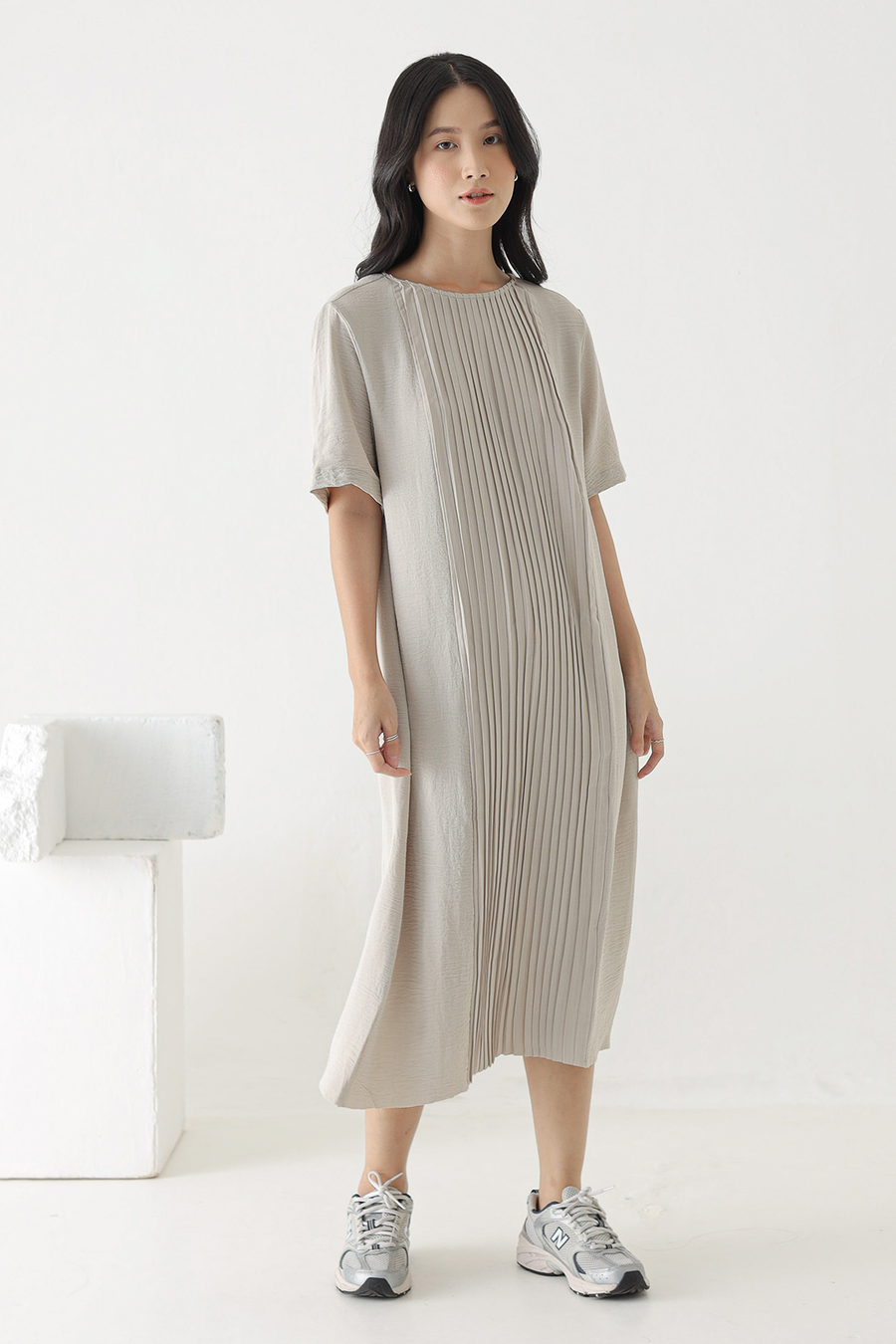 Feather Inlet Dress